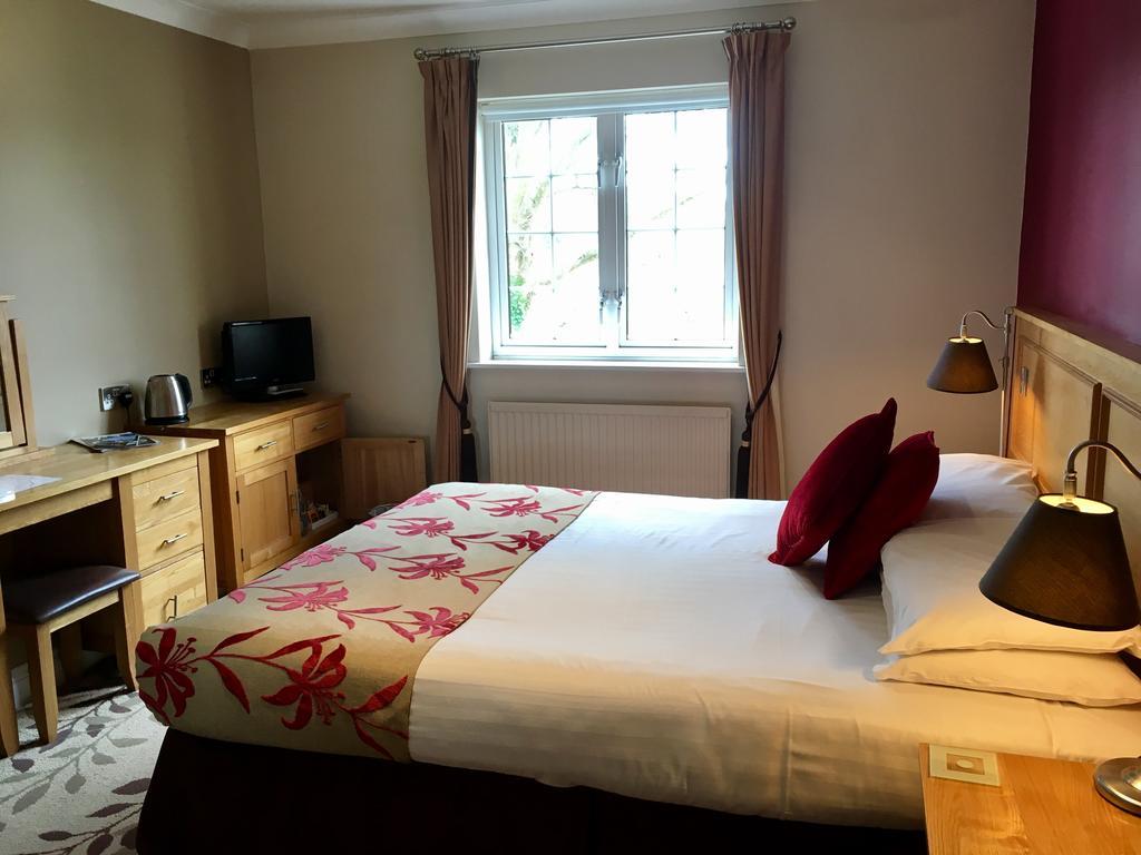 The Sea Trout Inn Totnes Buitenkant foto